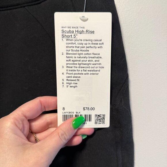 Lululemon Black Scuba Hi Rise Short 8 NWT - Picture 3 of 5